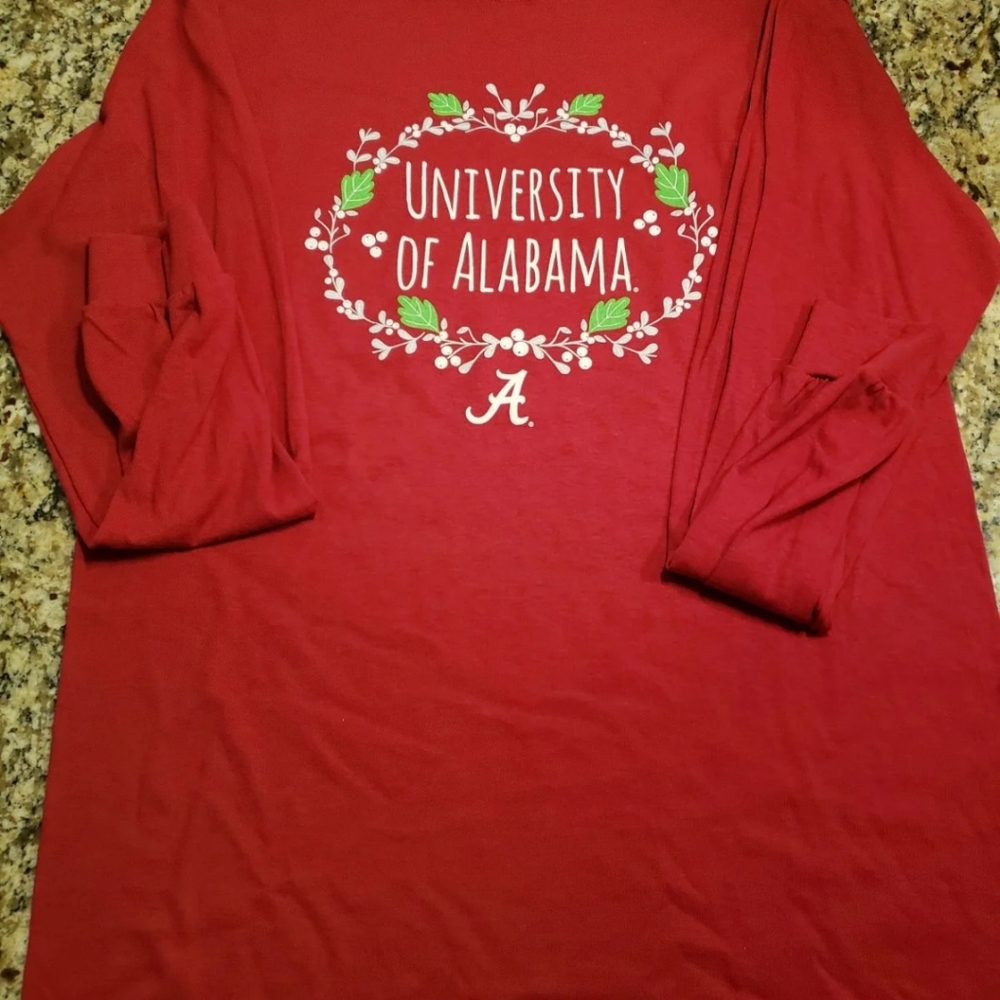 University of Alabama Holly Berries T-shirt